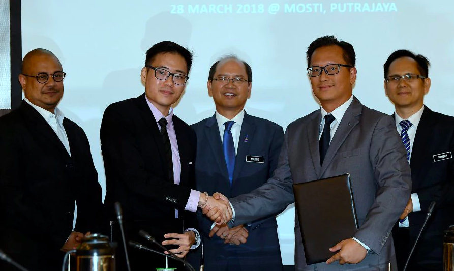 MoU Signing Ceremony Between Ecoverse and Sime Darby Plantation Berhad To Promote Sustainability